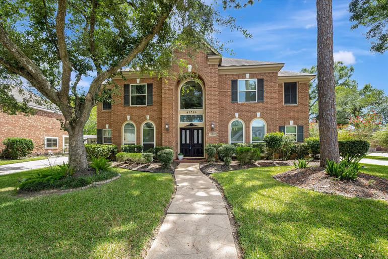 Photo of 4306 Island Hills Drive, Pasadena, TX 77059
