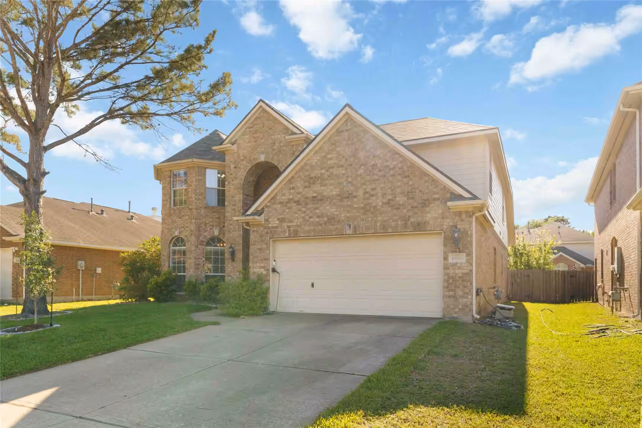 Photo 3 of 6010 Boyden Knoll Drive, Katy, TX