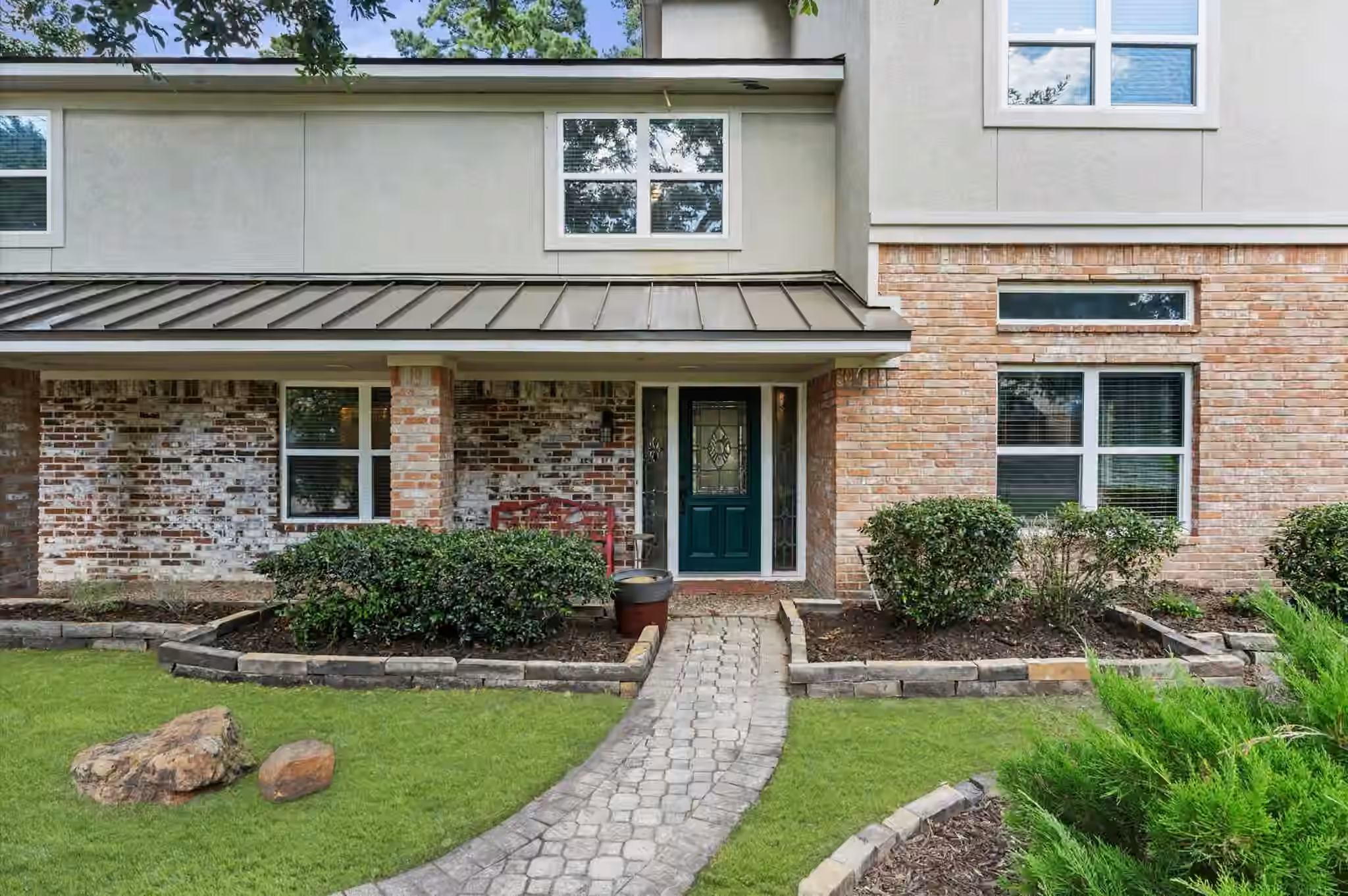 Photo 4 of 6027 Coral Ridge Road, Houston, TX