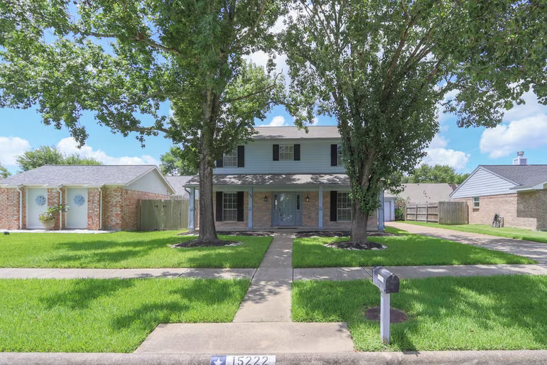 Photo 3 of 15222 Kelbrook Drive, Houston, TX