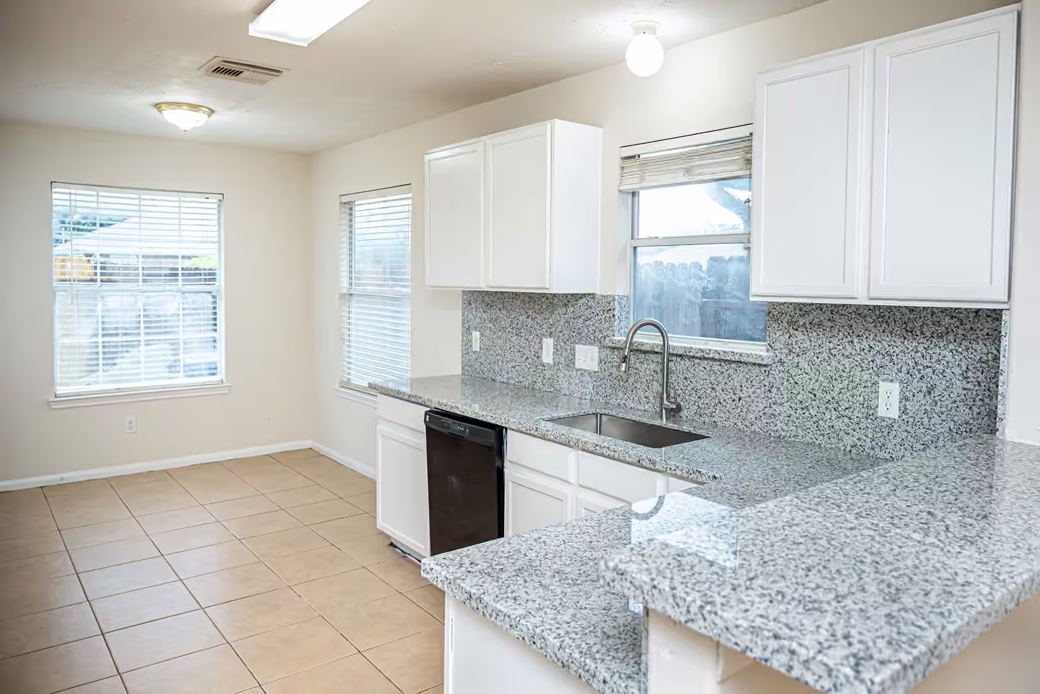 Photo 3 of 13758 Maximos Drive, Houston, TX