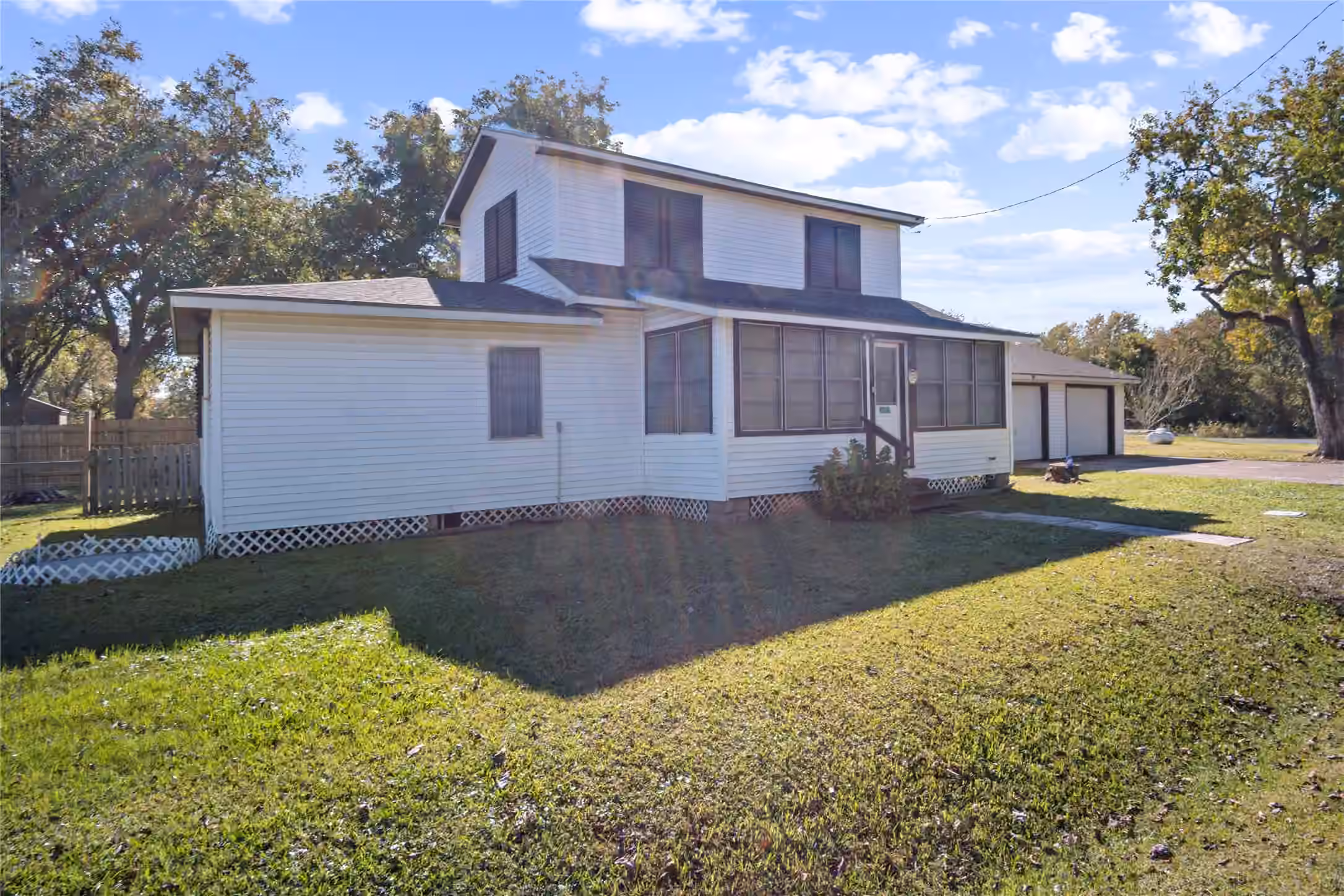 Photo 2 of 1977 E 7th Street, High Island, TX