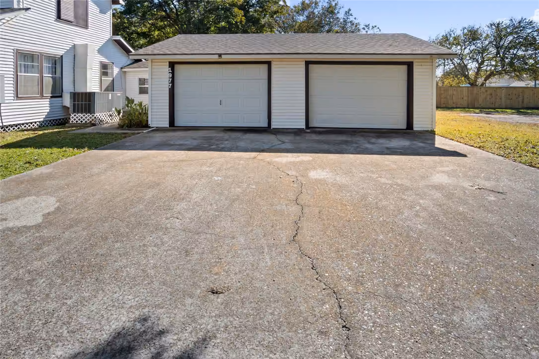 Photo 6 of 1977 E 7th Street, High Island, TX