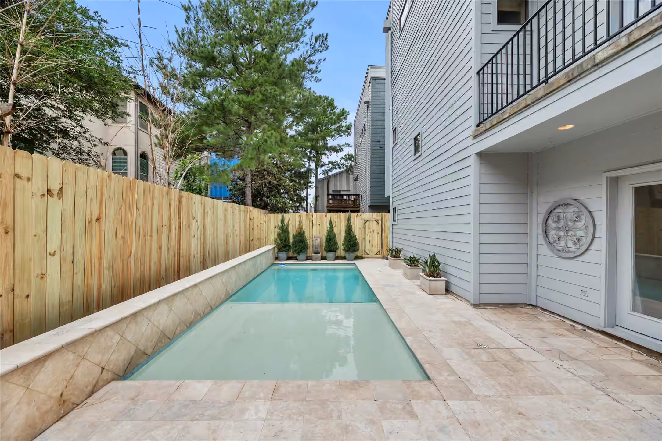 Photo 2 of 5205 Rose Street B, Houston, TX
