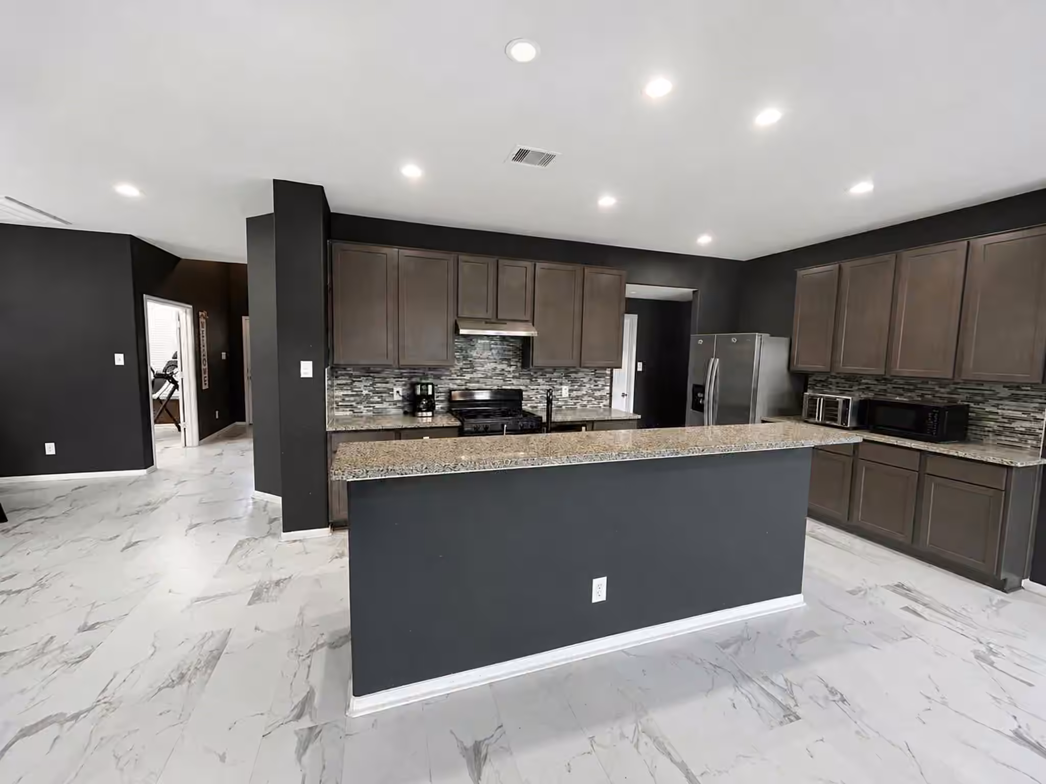 Photo 3 of 3031 Bugatti Drive, Katy, TX