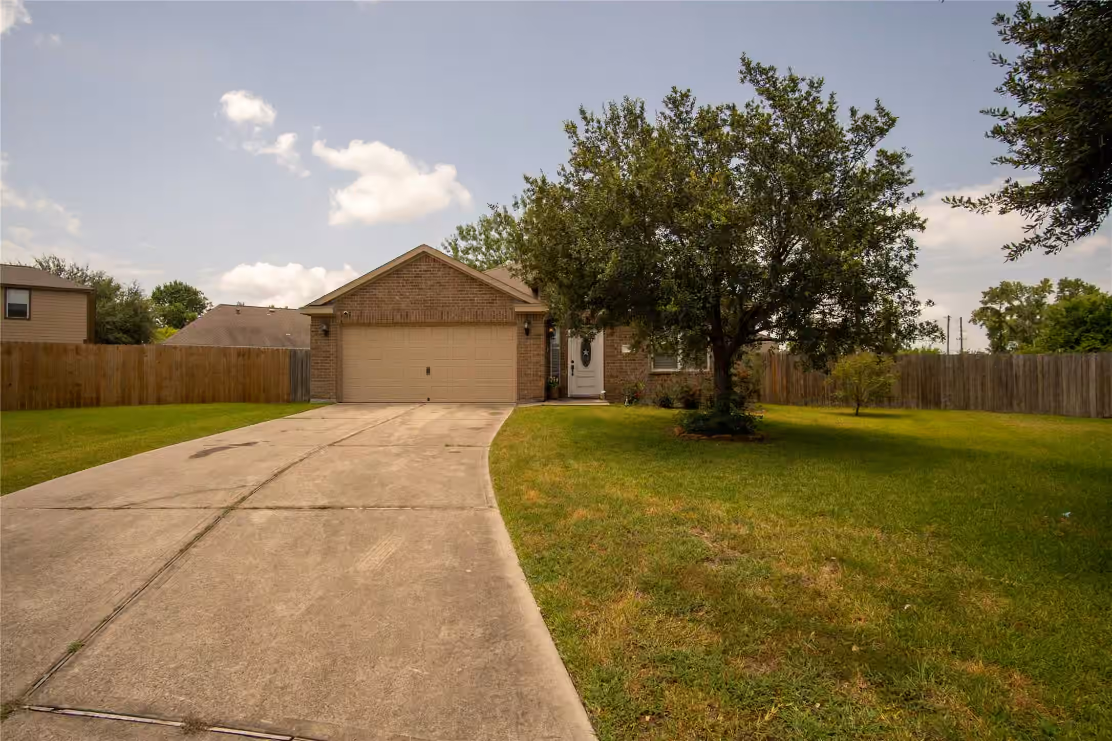 Photo 3 of 10204 Jewel Court, Conroe, TX