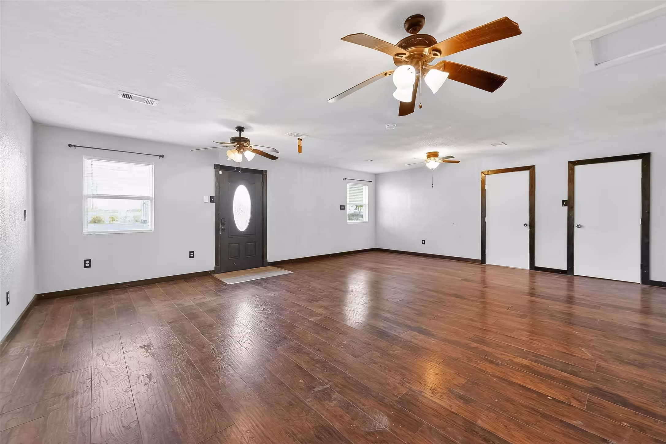 Photo 6 of 1910 Duncan Drive, Oyster Creek, TX