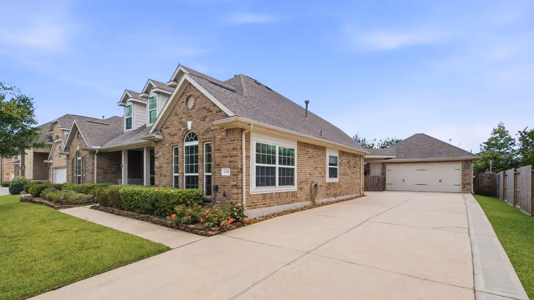 Photo 2 of 3298 Explorer Way, Conroe, TX