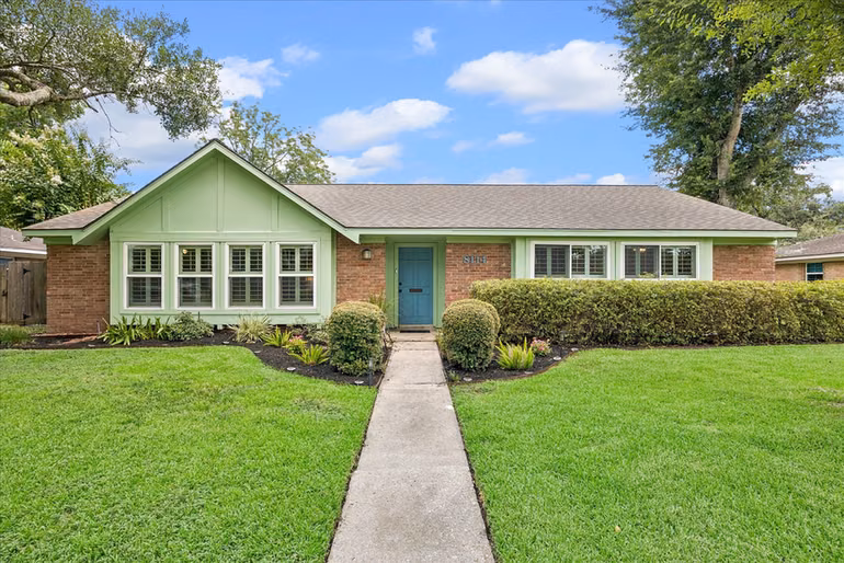 Photo of 8114 Twin Hills Drive, Houston, TX