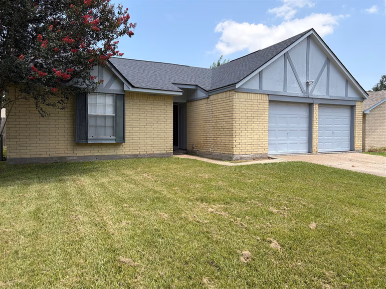 Photo 2 of 5827 Skewen Street, Humble, TX