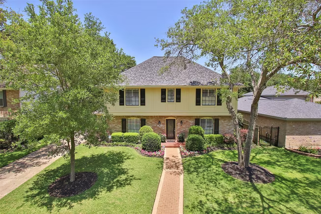 Photo of 14906 El Miranda Drive, Houston, TX