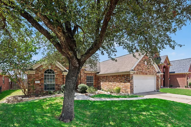 Photo 3 of 8111 Beaver Street, Baytown, TX