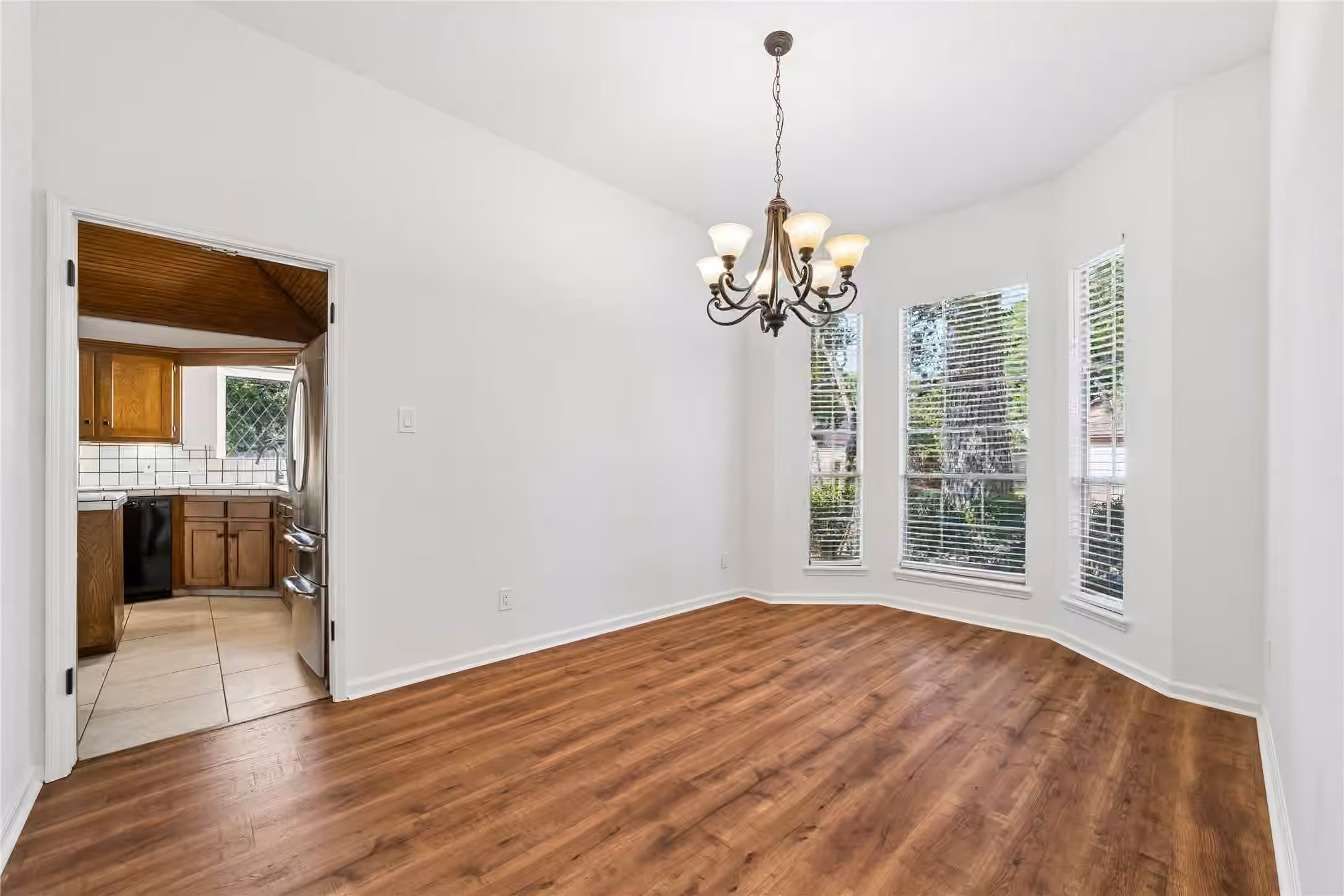 Photo 5 of 11423 Canyon Trail Drive, Houston, TX