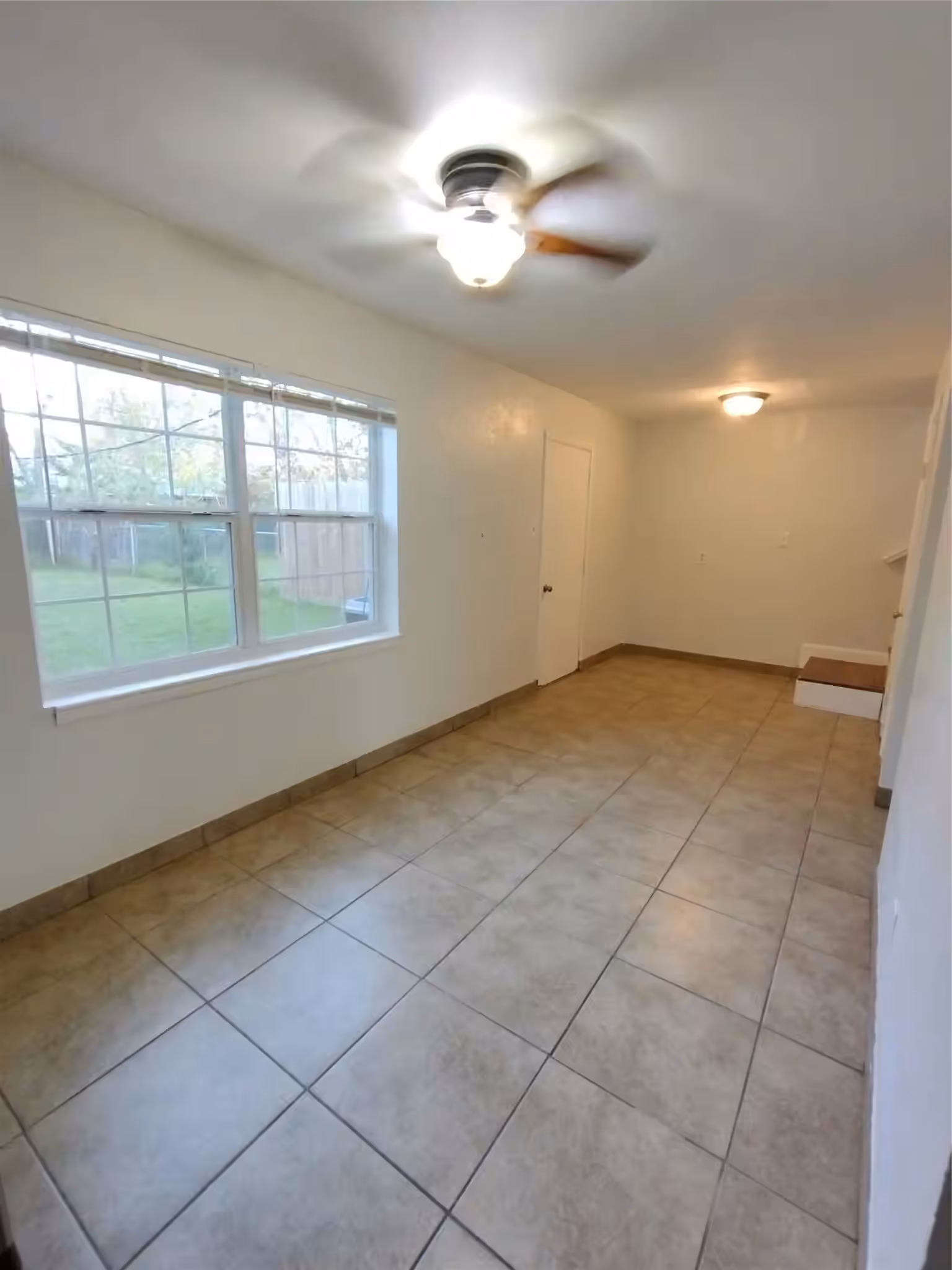 Photo 3 of 5154 Markwood Lane, Houston, TX