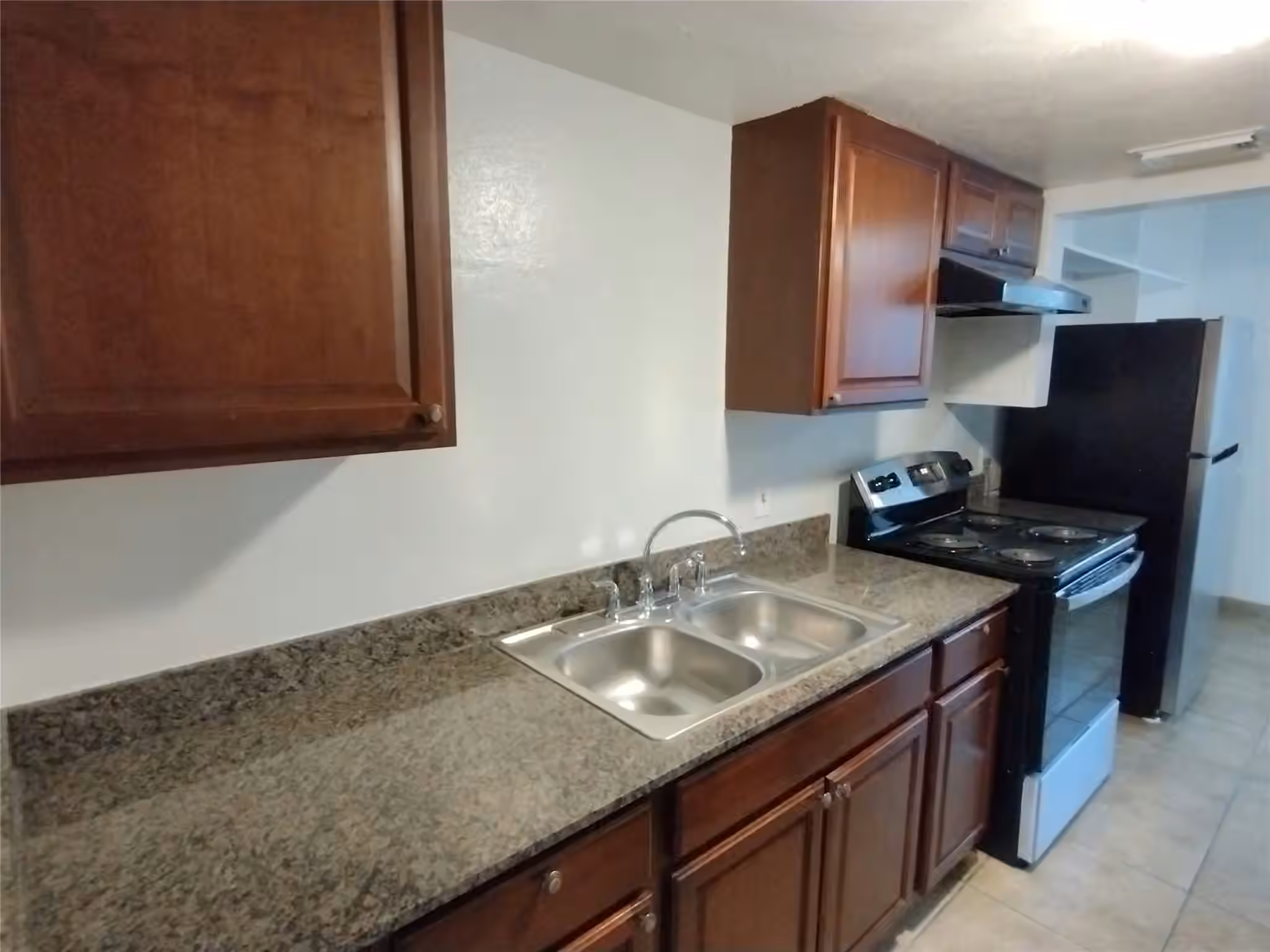 Photo 4 of 5154 Markwood Lane, Houston, TX