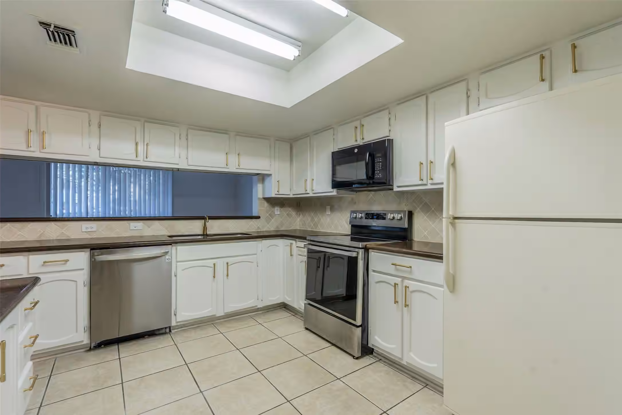 Photo 4 of 14555 Wunderlich Drive 3105, Houston, TX