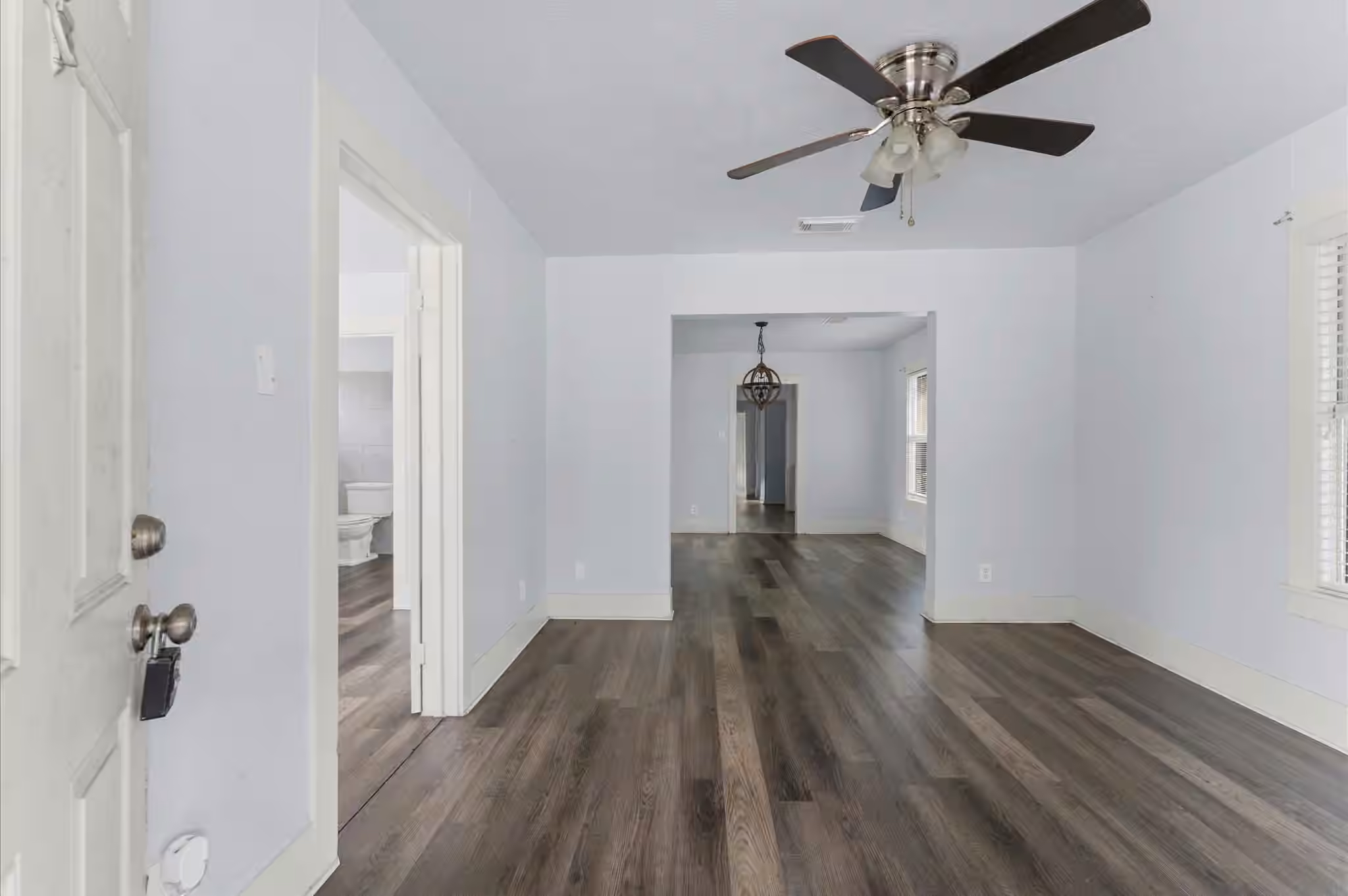 Photo 5 of 6714 Schuller Road, Houston, TX