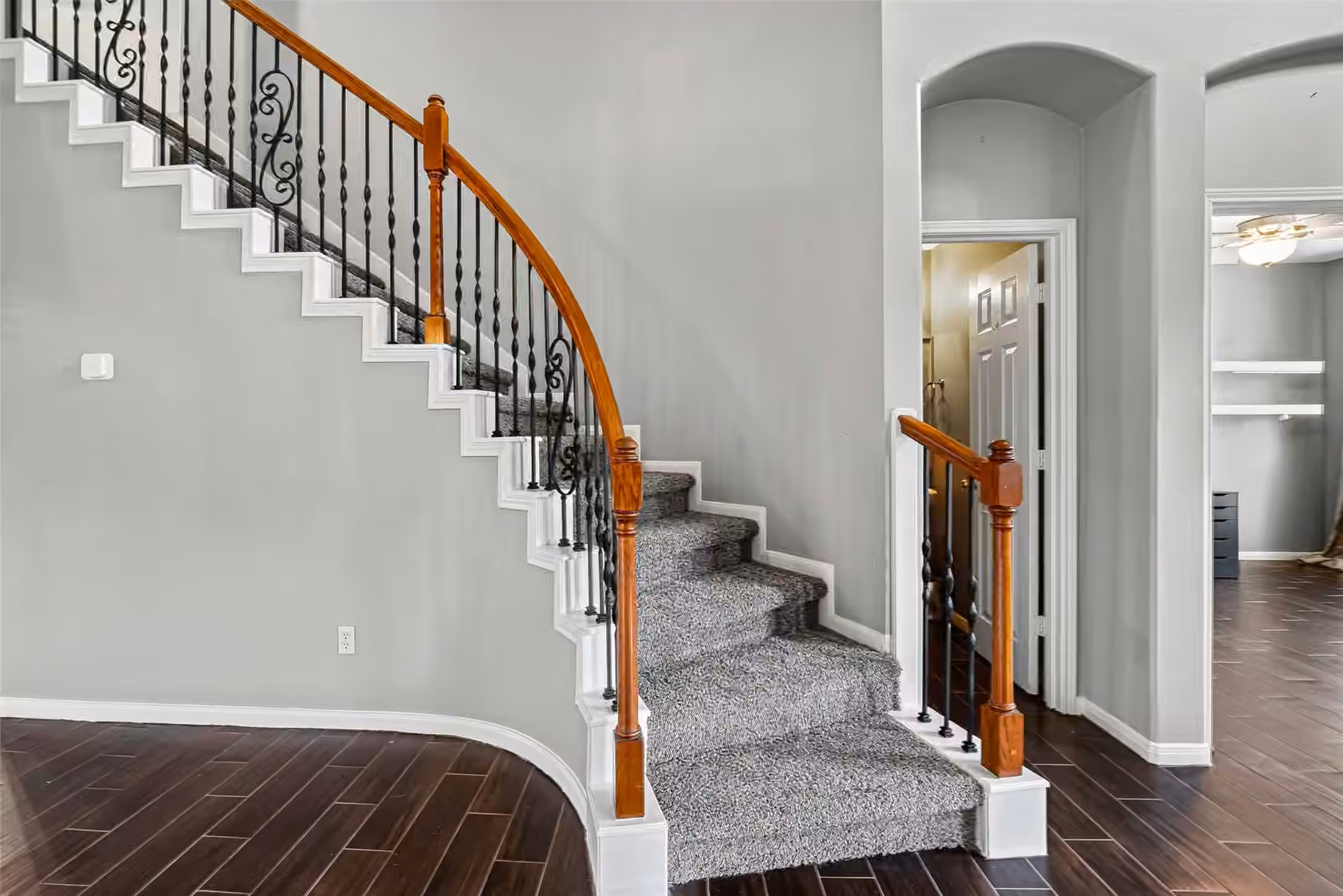 Photo 4 of 11504 Bay Crossing Drive, Pearland, TX