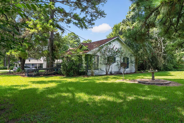 Photo of 448 Timber Bay Drive, Trinity, TX 75862