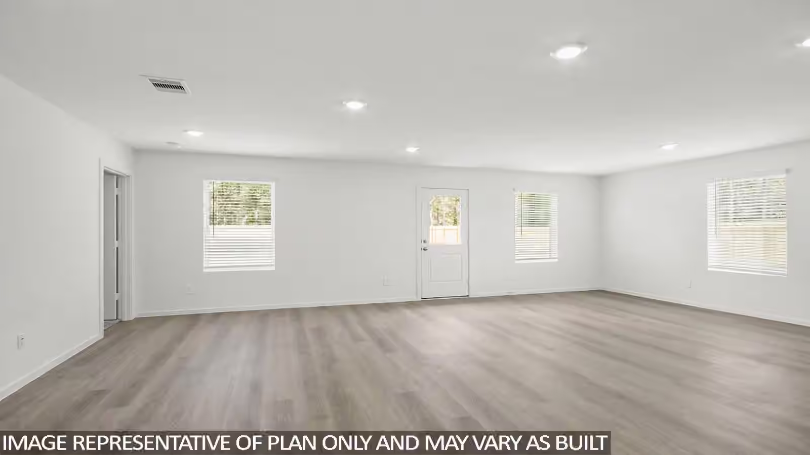 Photo 5 of 637 Iron Horse Drive, Conroe, TX