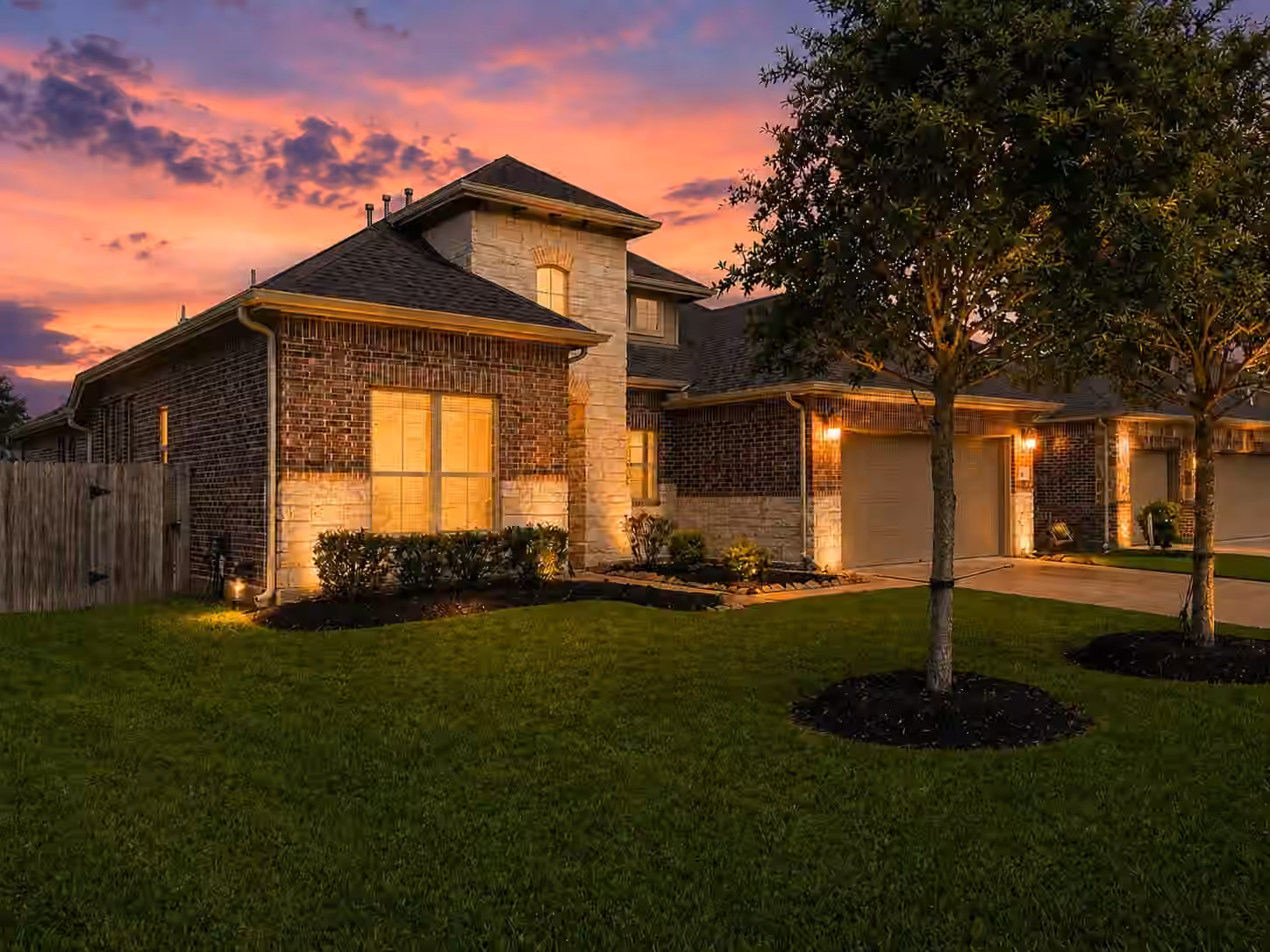 Photo of 320 Woodway Drive, League City, TX