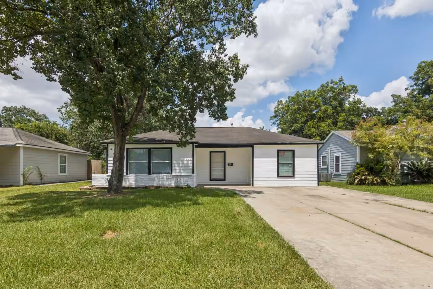 Photo of 1408 Scarborough Lane, Pasadena, TX 77502