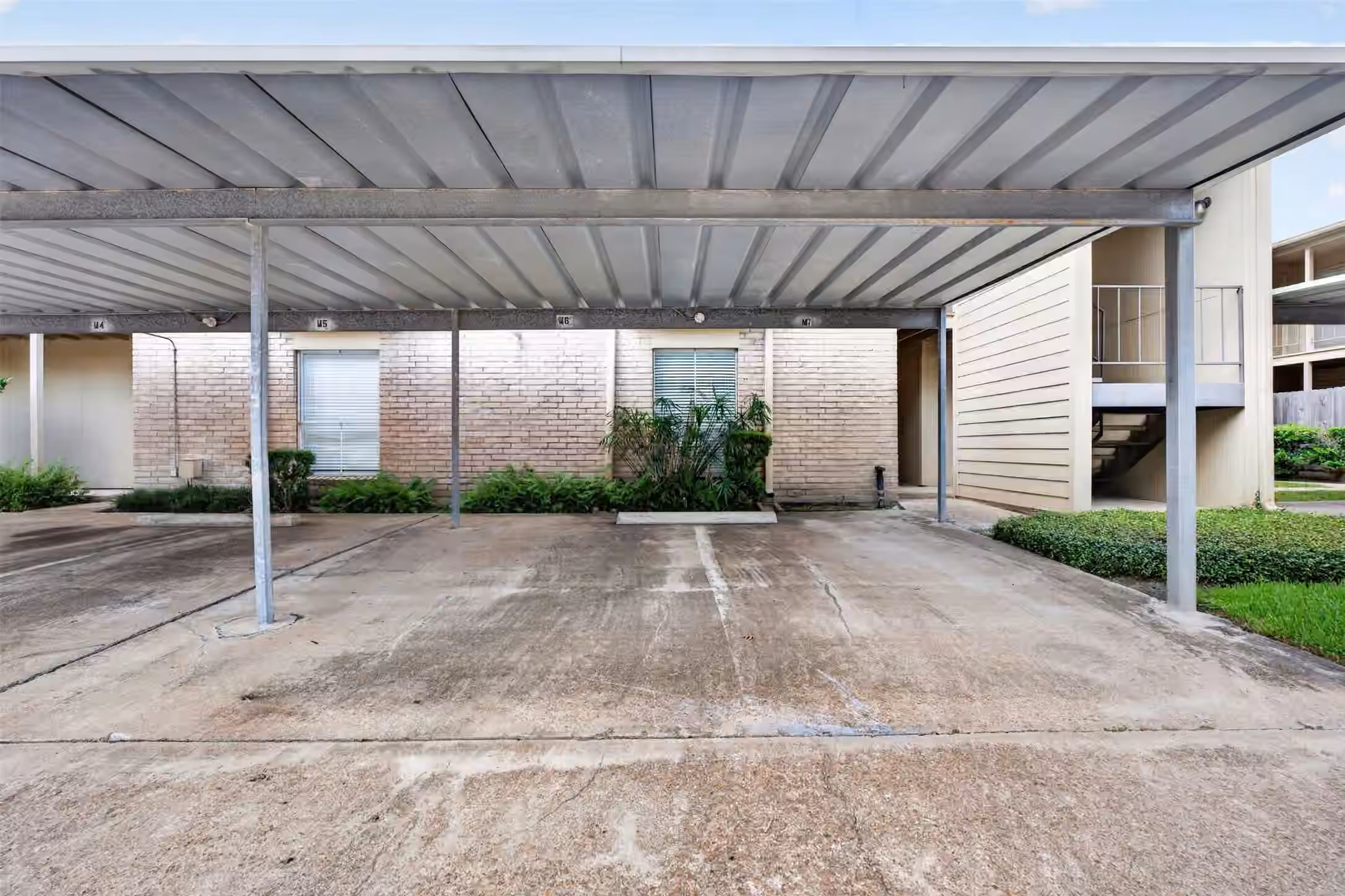 Photo 7 of 700 Thicket Lane 304, Houston, TX