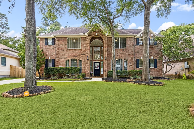 Photo of 2214 Deer Cove Trail, Kingwood, TX
