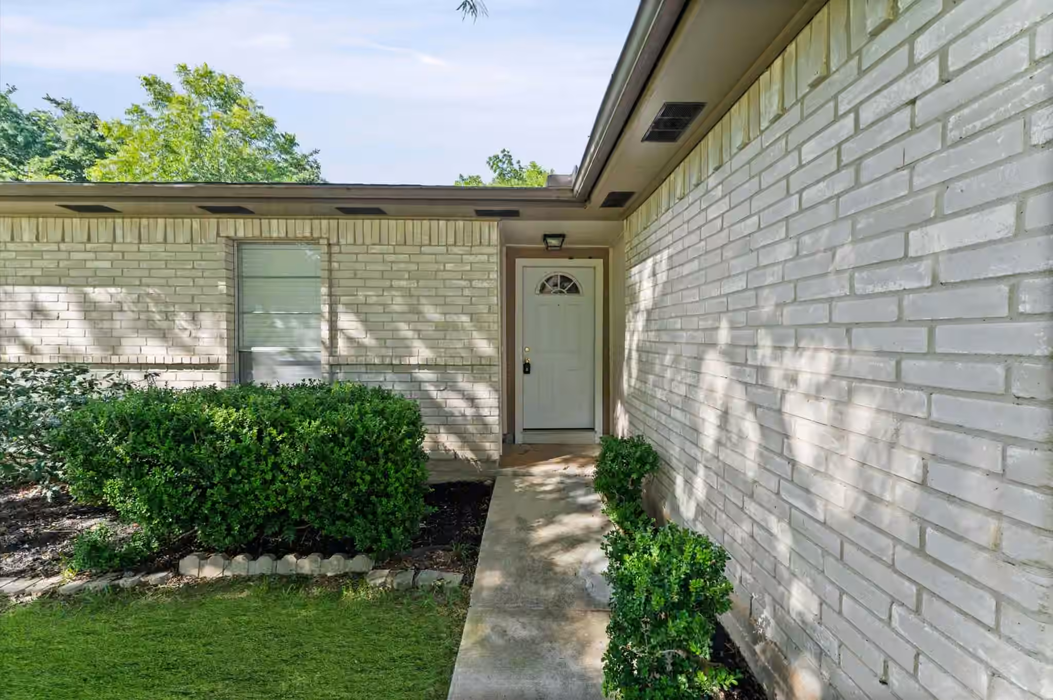 Photo 3 of 6210 Vinewood Lane, League City, TX