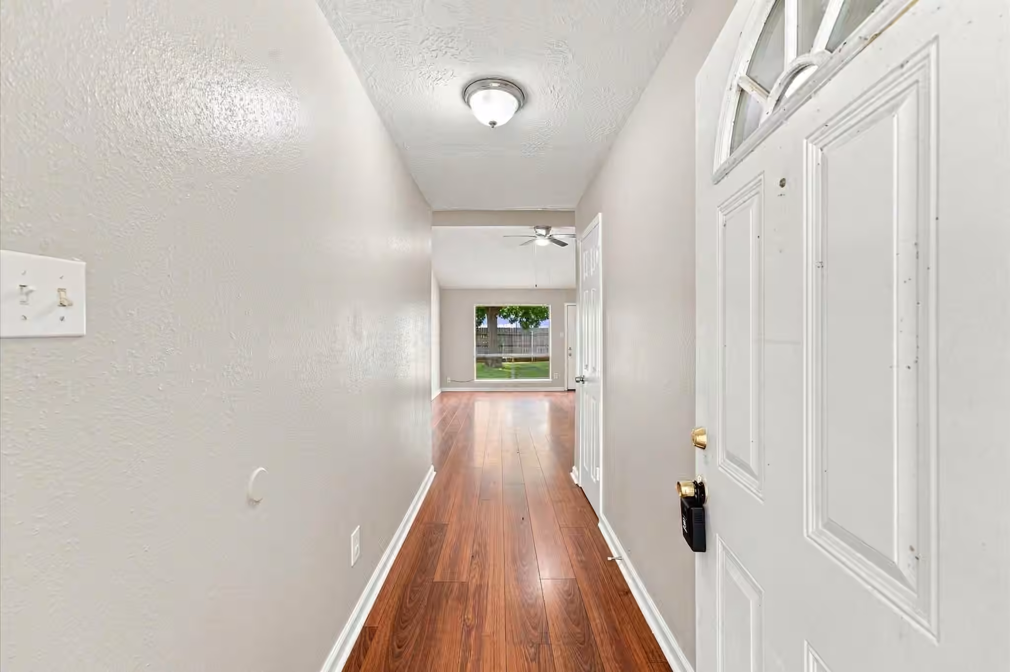 Photo 4 of 6210 Vinewood Lane, League City, TX