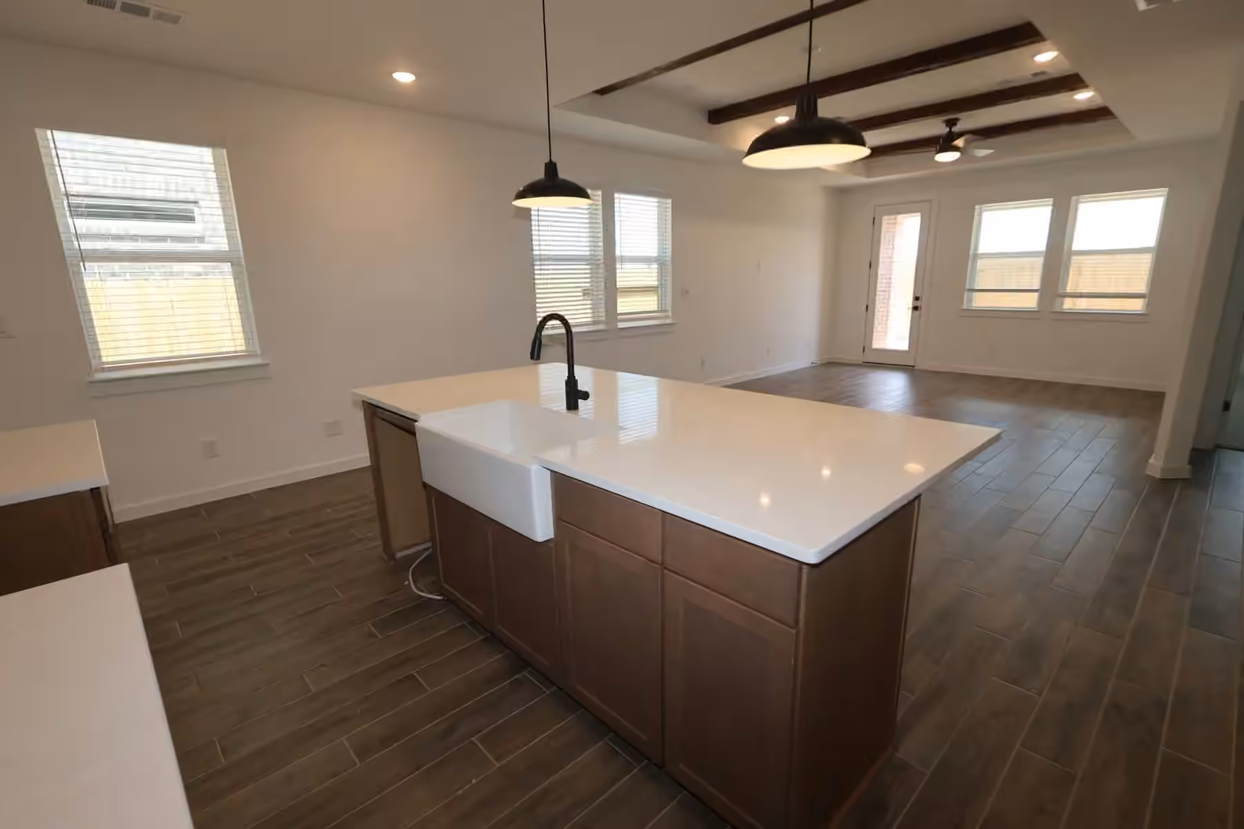 Photo 4 of 23643 Gulf Prairie Drive, Katy, TX