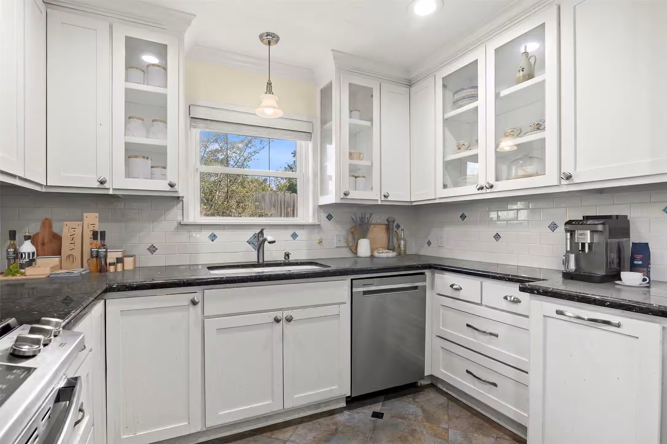 Photo 3 of 1427 Adkins Road, Houston, TX