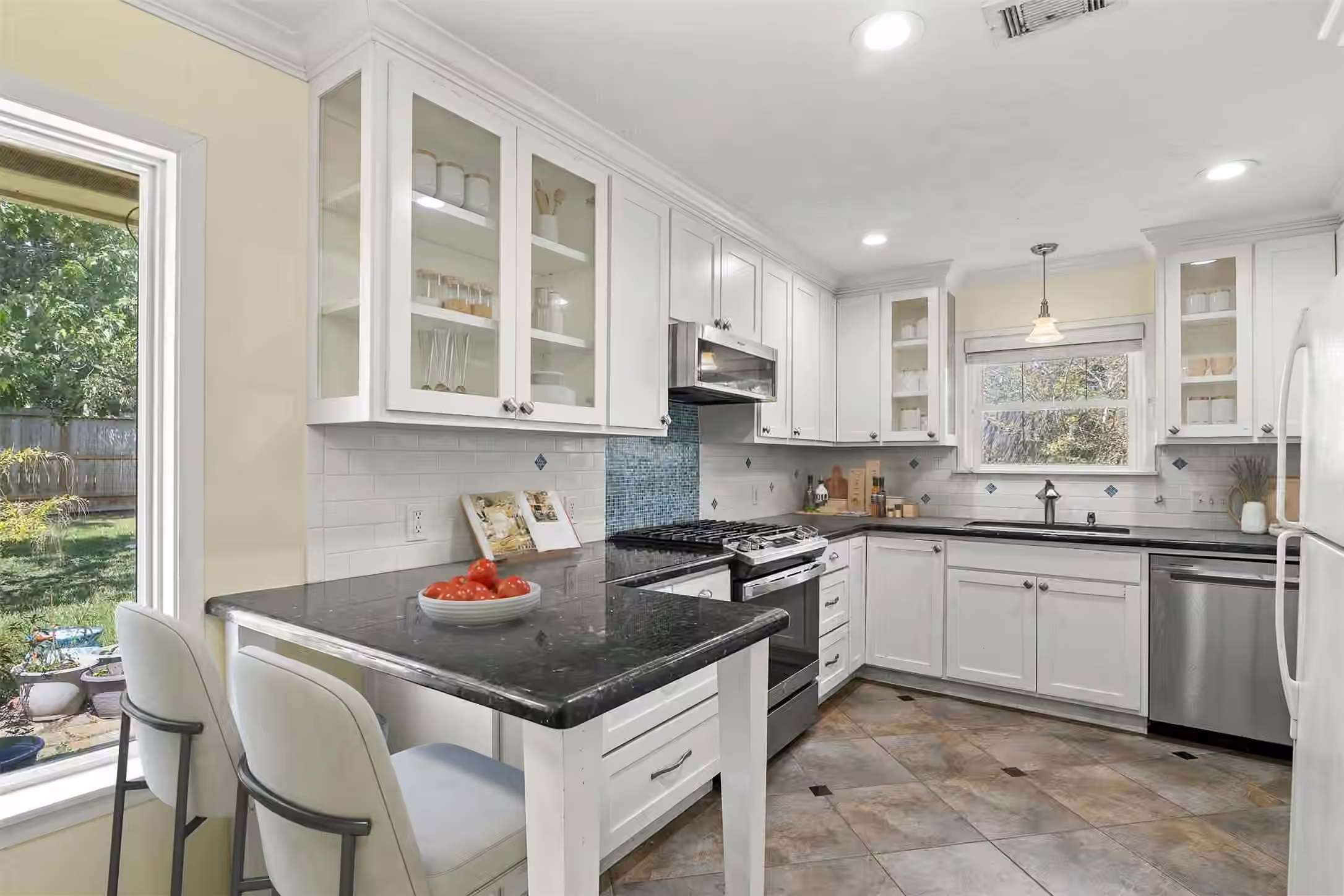 Photo 4 of 1427 Adkins Road, Houston, TX