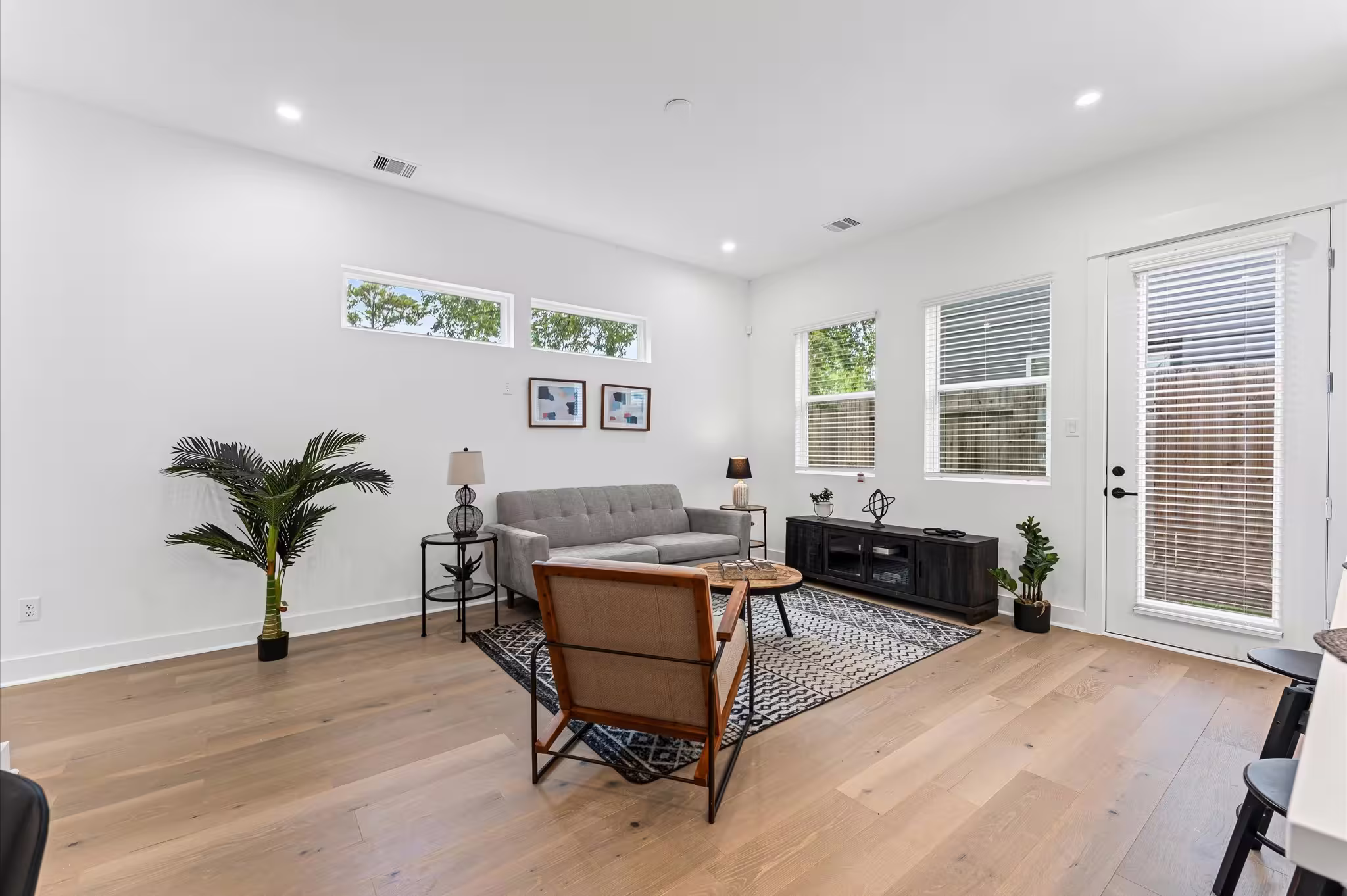 Photo 7 of 412 Neyland Street G, Houston, TX
