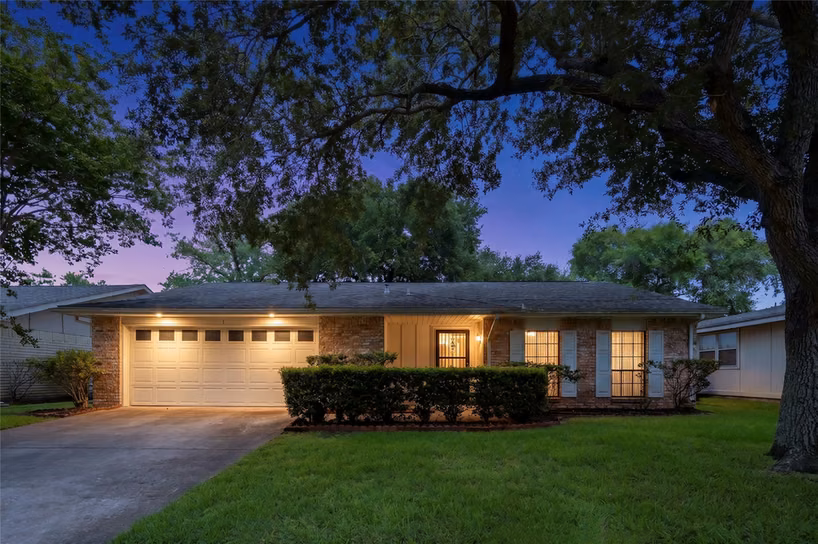 Photo 6 of 3015 Meadowview Drive, Missouri City, TX