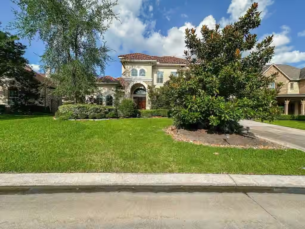 Photo 3 of 14 Spincaster Dr, Spring, TX