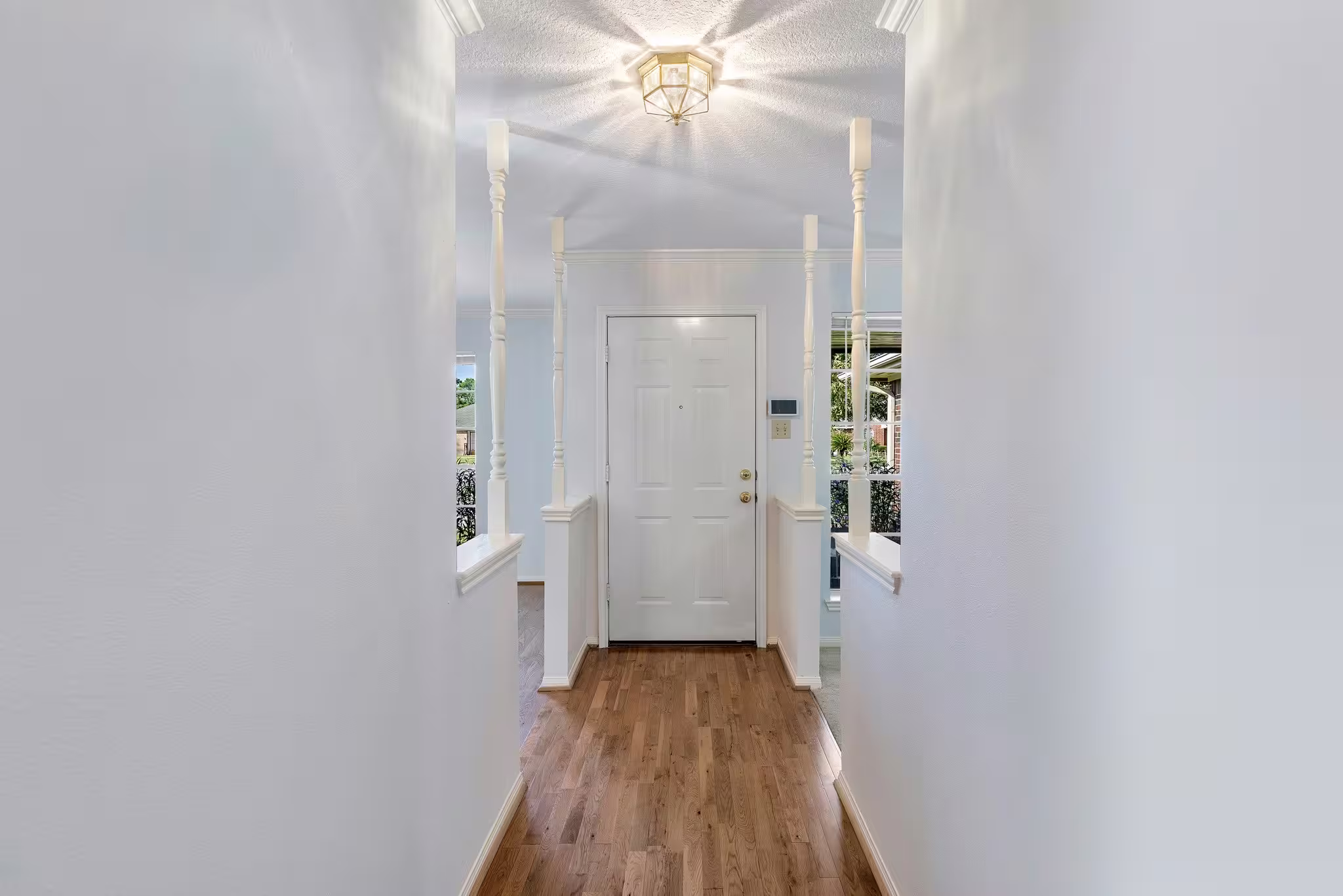 Photo 6 of 8018 Holiday Lane, Houston, TX