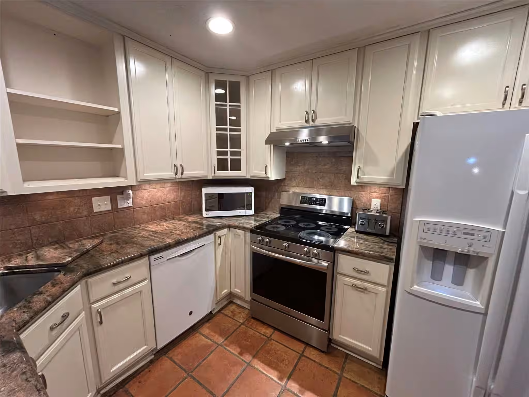 Photo 5 of 13034 Leader Street 965, Houston, TX