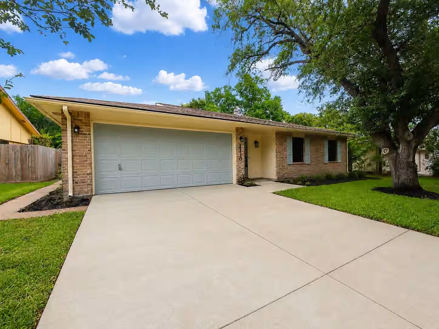 Photo 3 of 2230 Fall Meadow DR, Missouri City, TX