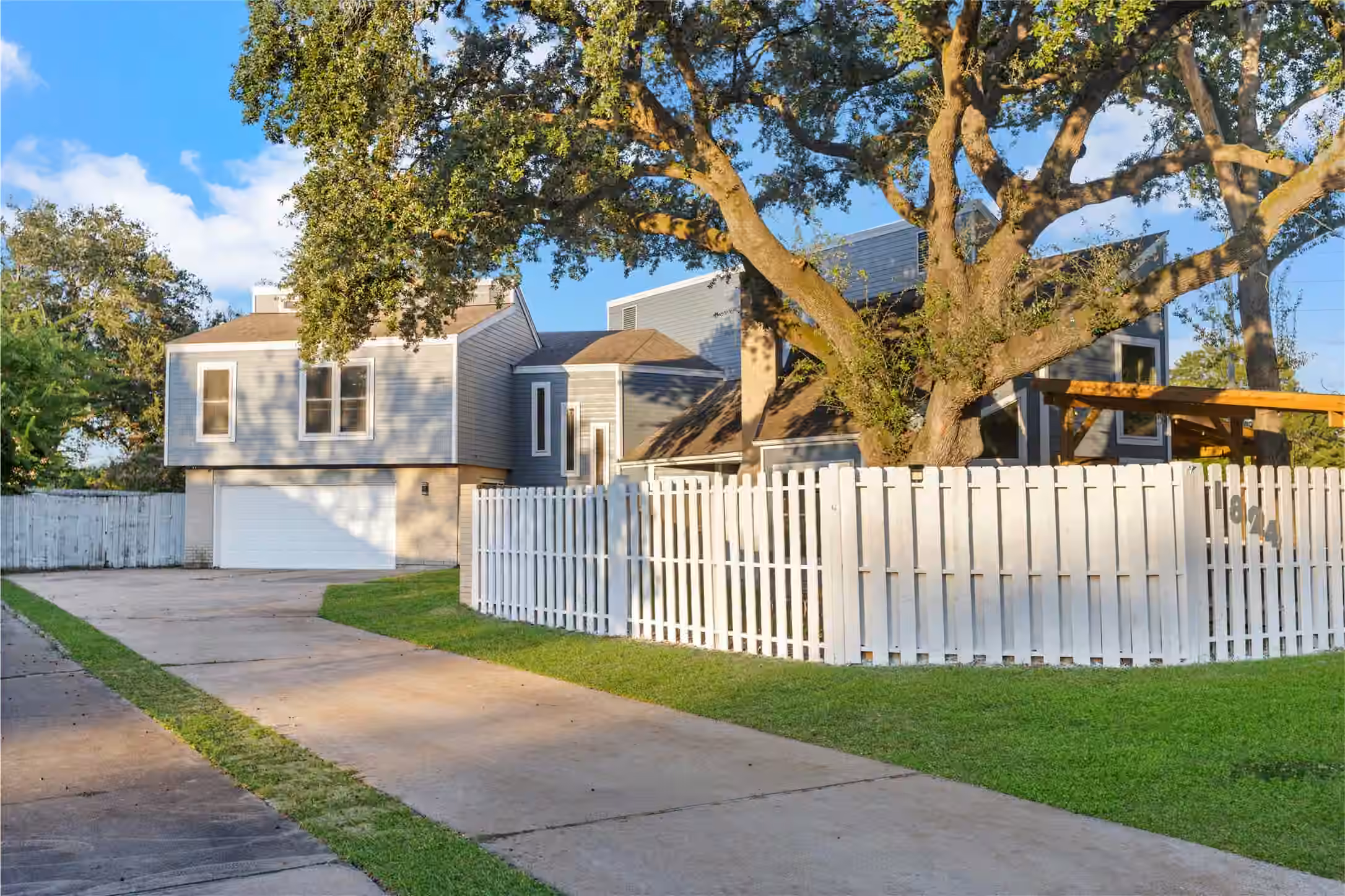 Photo 5 of 1824 Pine Cone Drive, Katy, TX