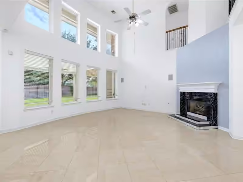 Photo 4 of 1235 Ancrum Hill Lane, Sugar Land, TX