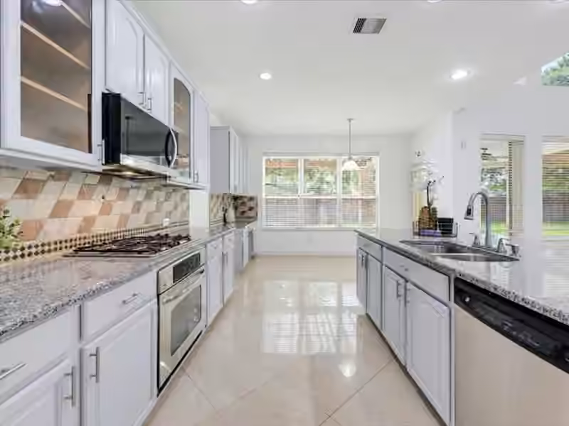 Photo 6 of 1235 Ancrum Hill Lane, Sugar Land, TX