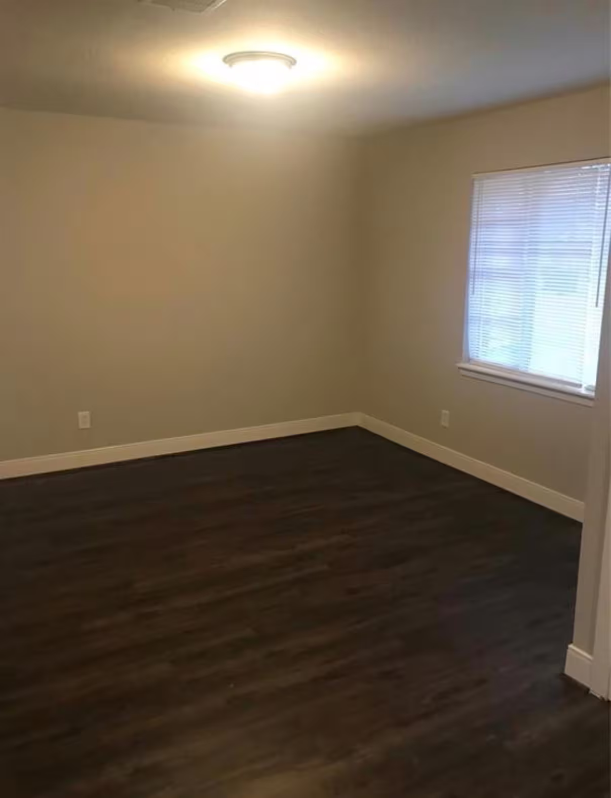 Photo 6 of 7230 England St, Houston, TX