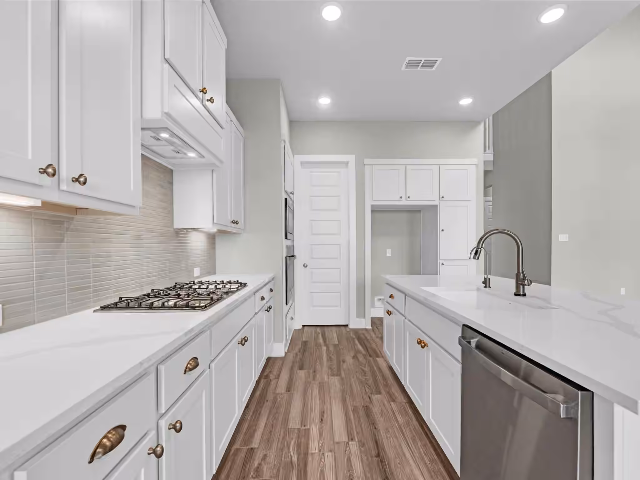 Photo 4 of 31906 Wind Ridge Drive, Fulshear, TX