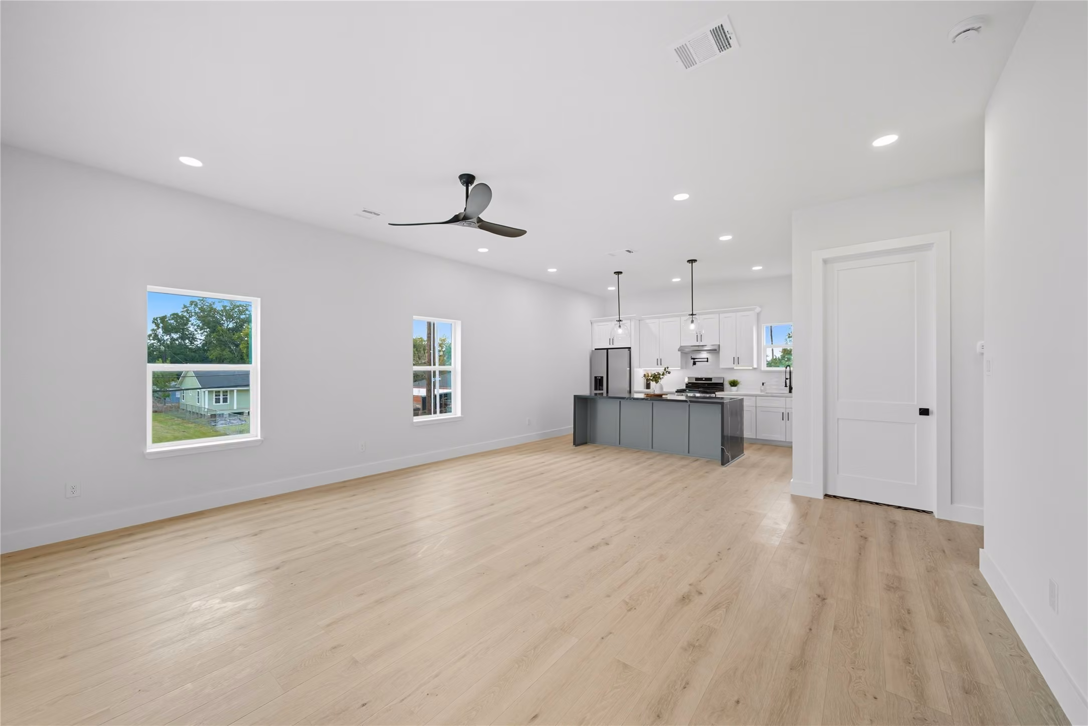 Photo 5 of 4749 Wilmington Street A, Houston, TX
