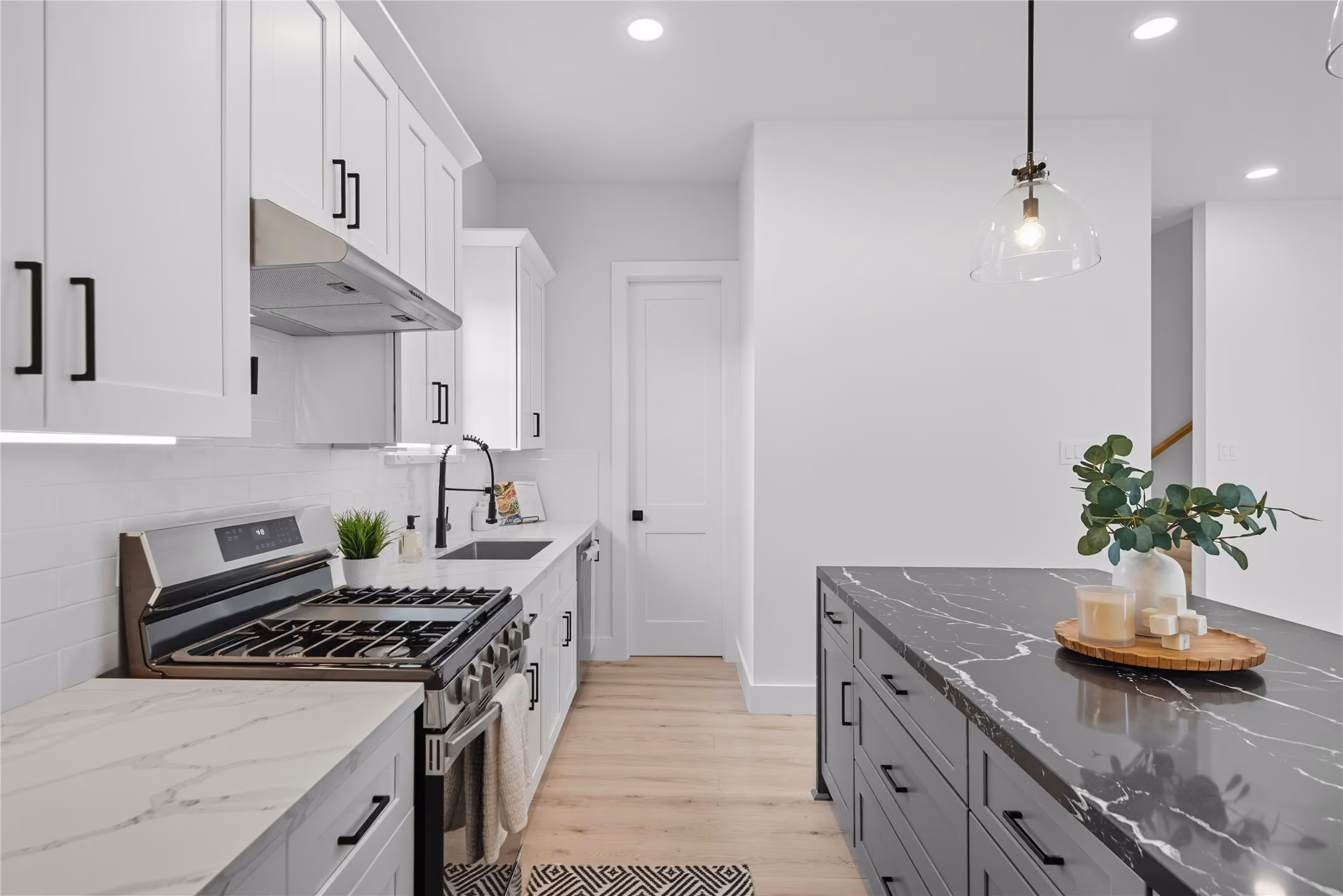 Photo 7 of 4749 Wilmington Street A, Houston, TX