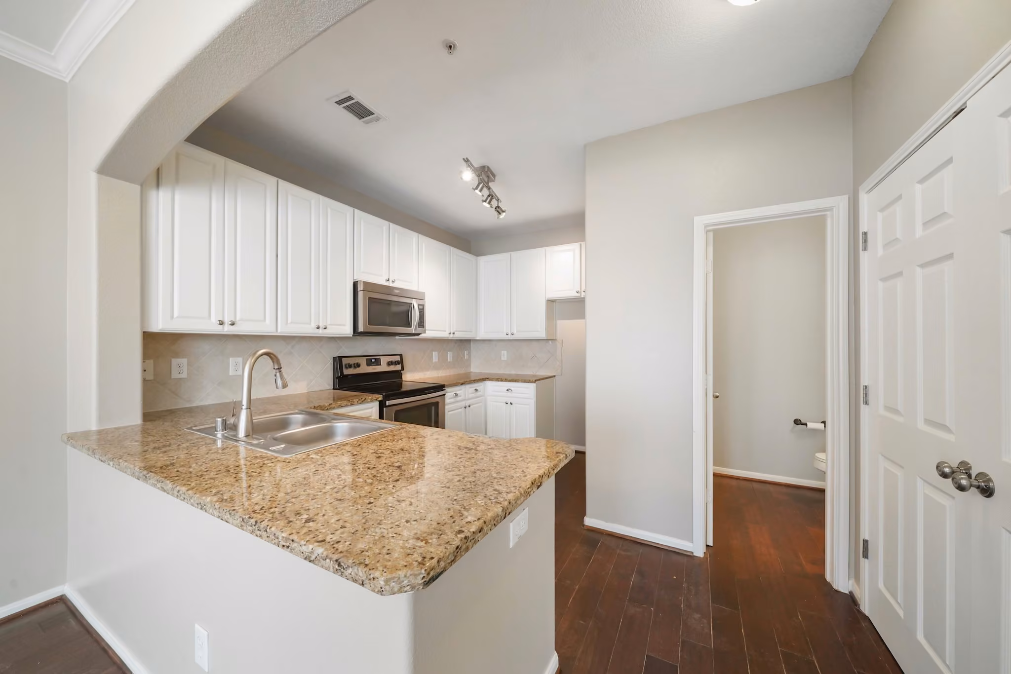 Photo 7 of 12707 Boheme Drive 712, Houston, TX