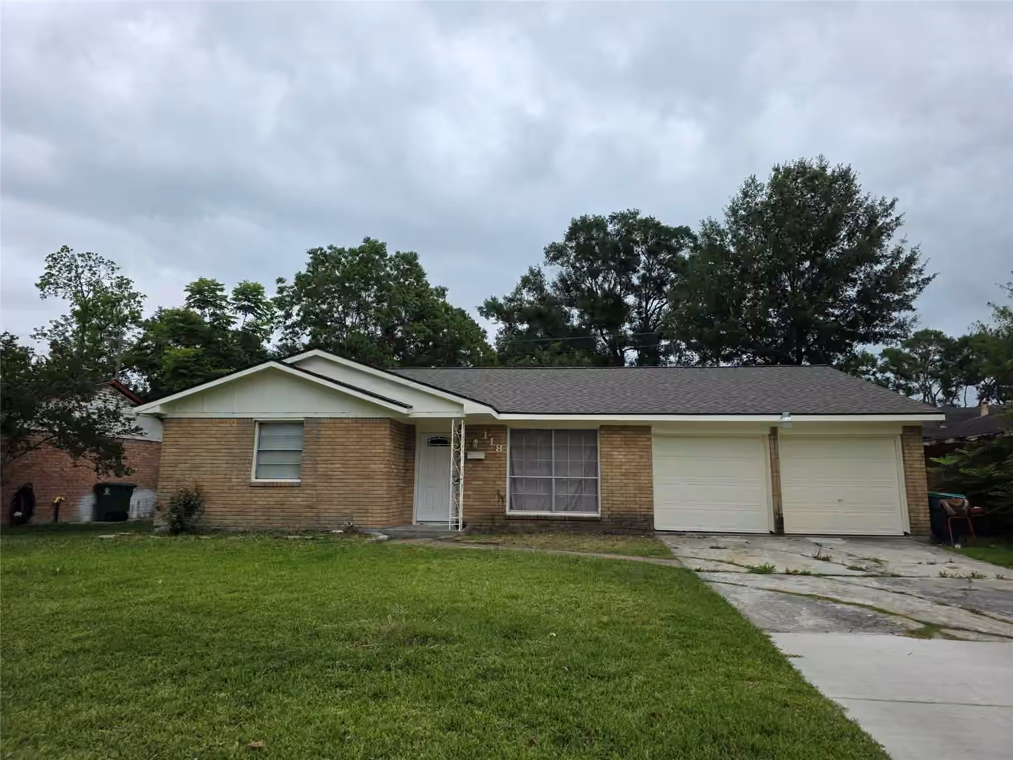 Photo of 118 Outlook Drive, Houston, TX