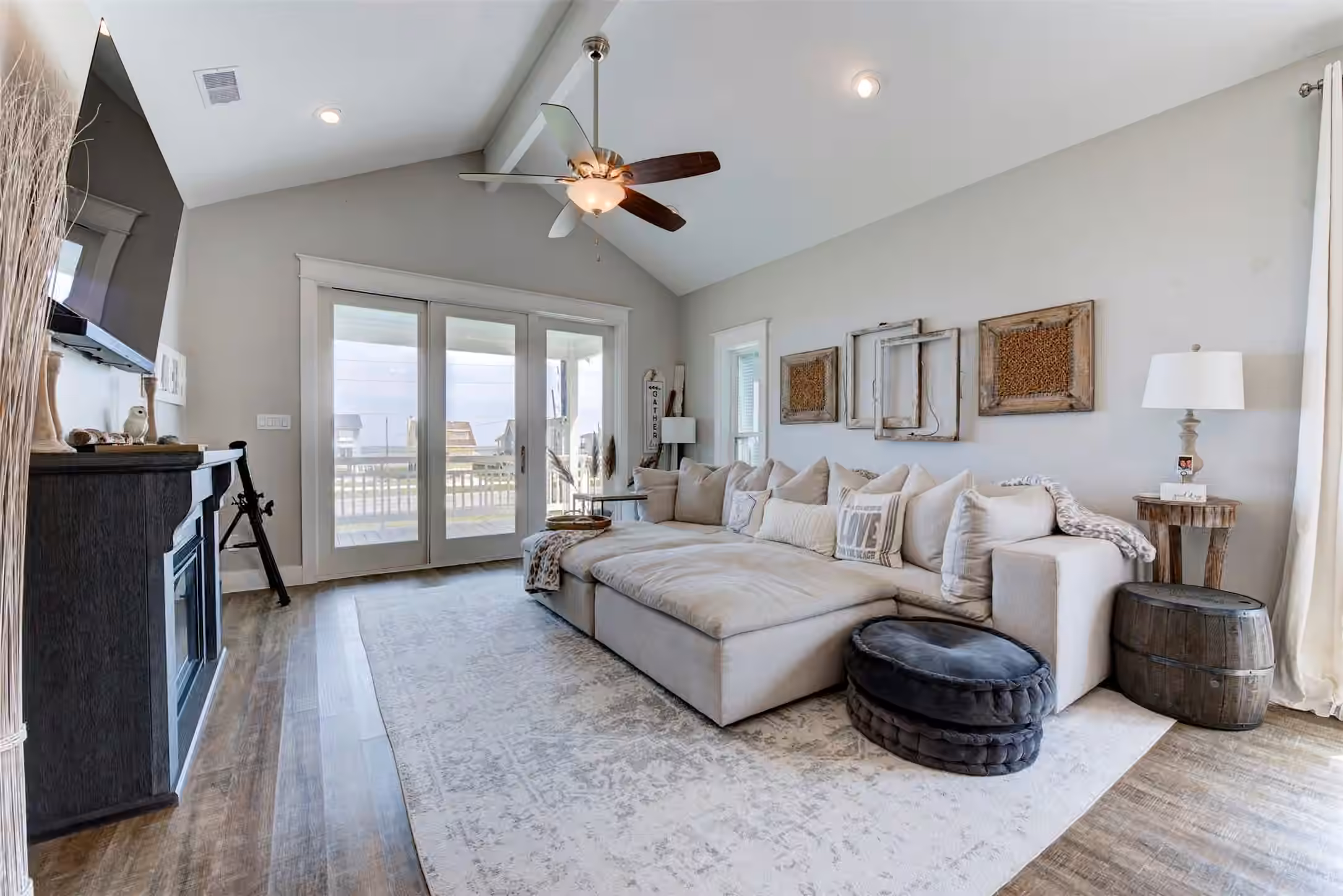 Photo 4 of 4322 Palapa Circle, Galveston, TX