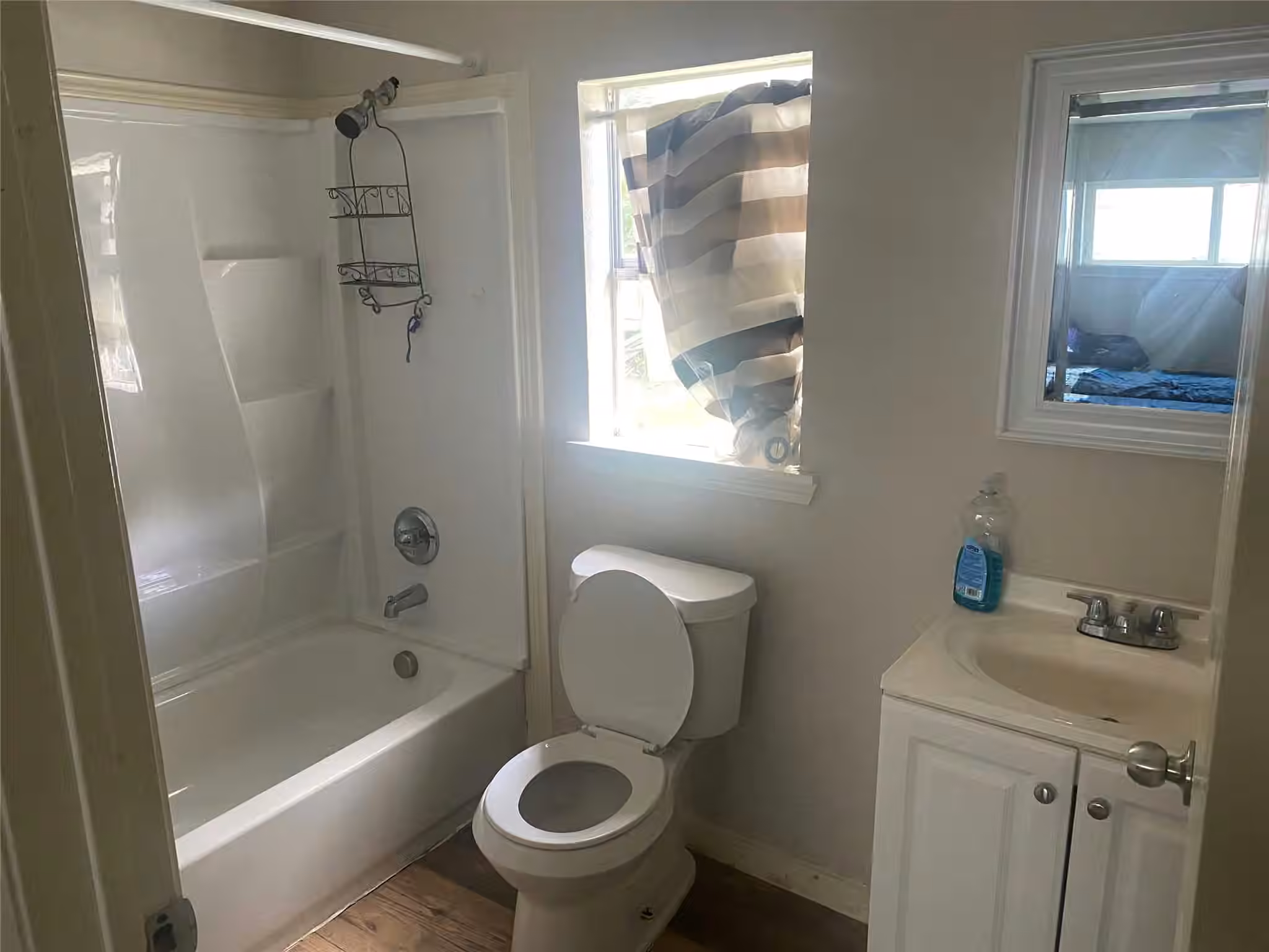 Photo 5 of 4601 Leffingwell Street B, Houston, TX